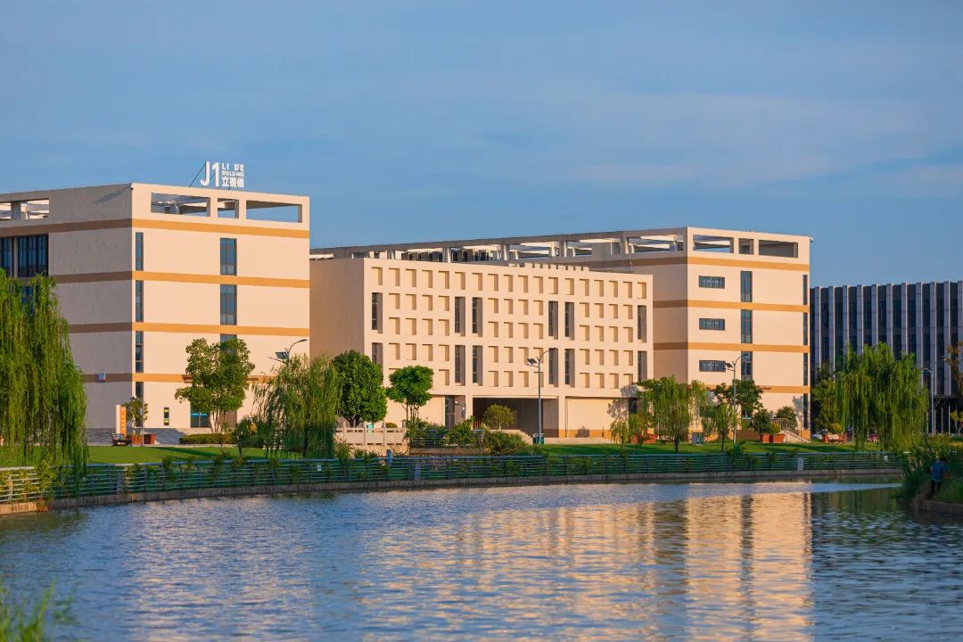 FU8A9242-136.jpg 图片