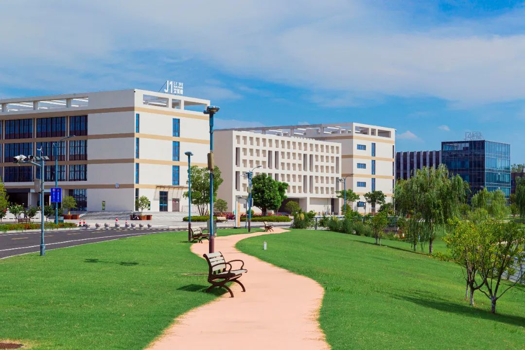 IMG_4051-68.jpg 图片